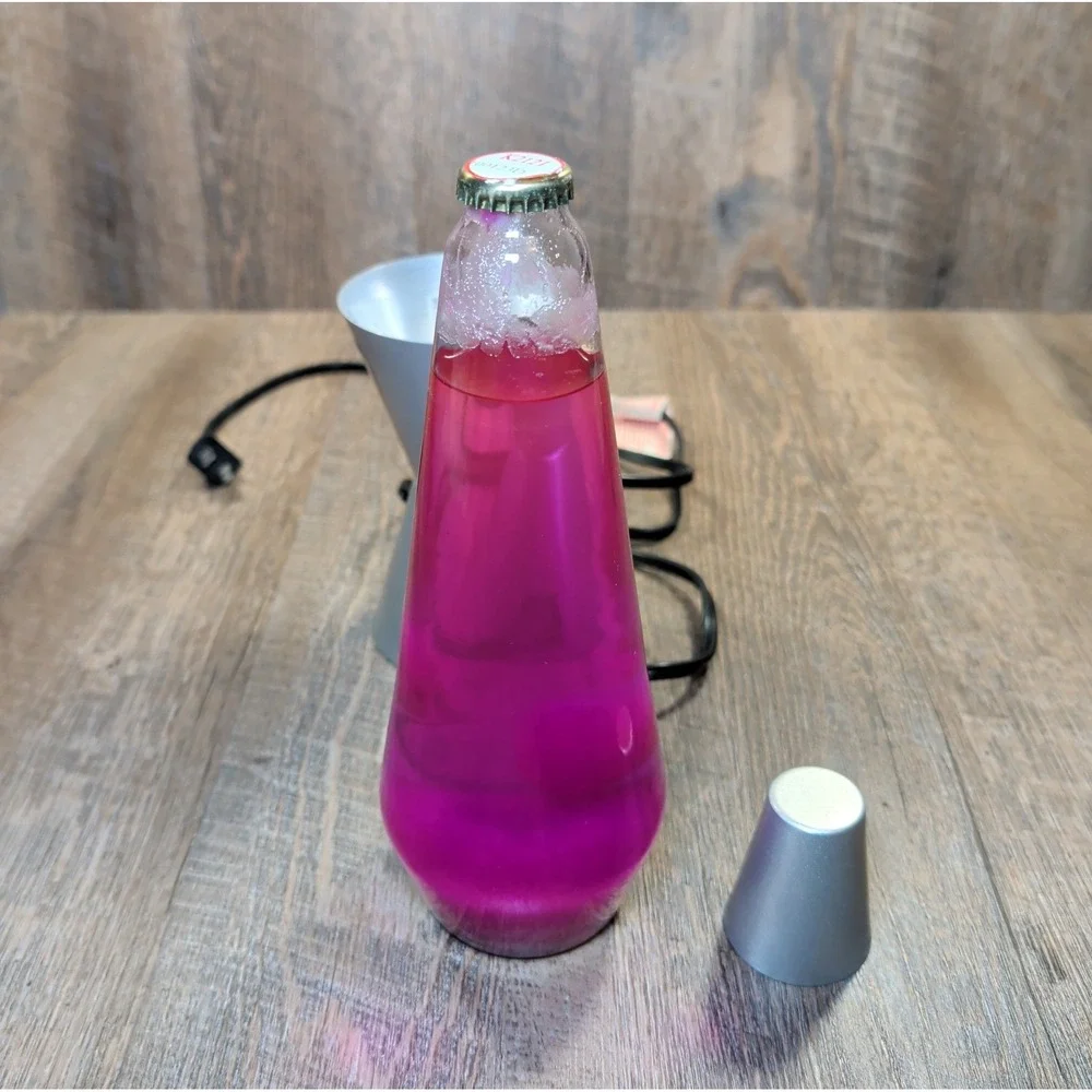 Motion And Glitter Lava Lamp Model 2000 Pink Date 2010 Silver Cap TESTED WORKS